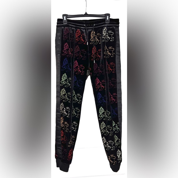 MCM Luxury Velour Jogger Black Multicolor Lion Logo Limited Ed MCM Handbag Brand - Picture 2 of 14